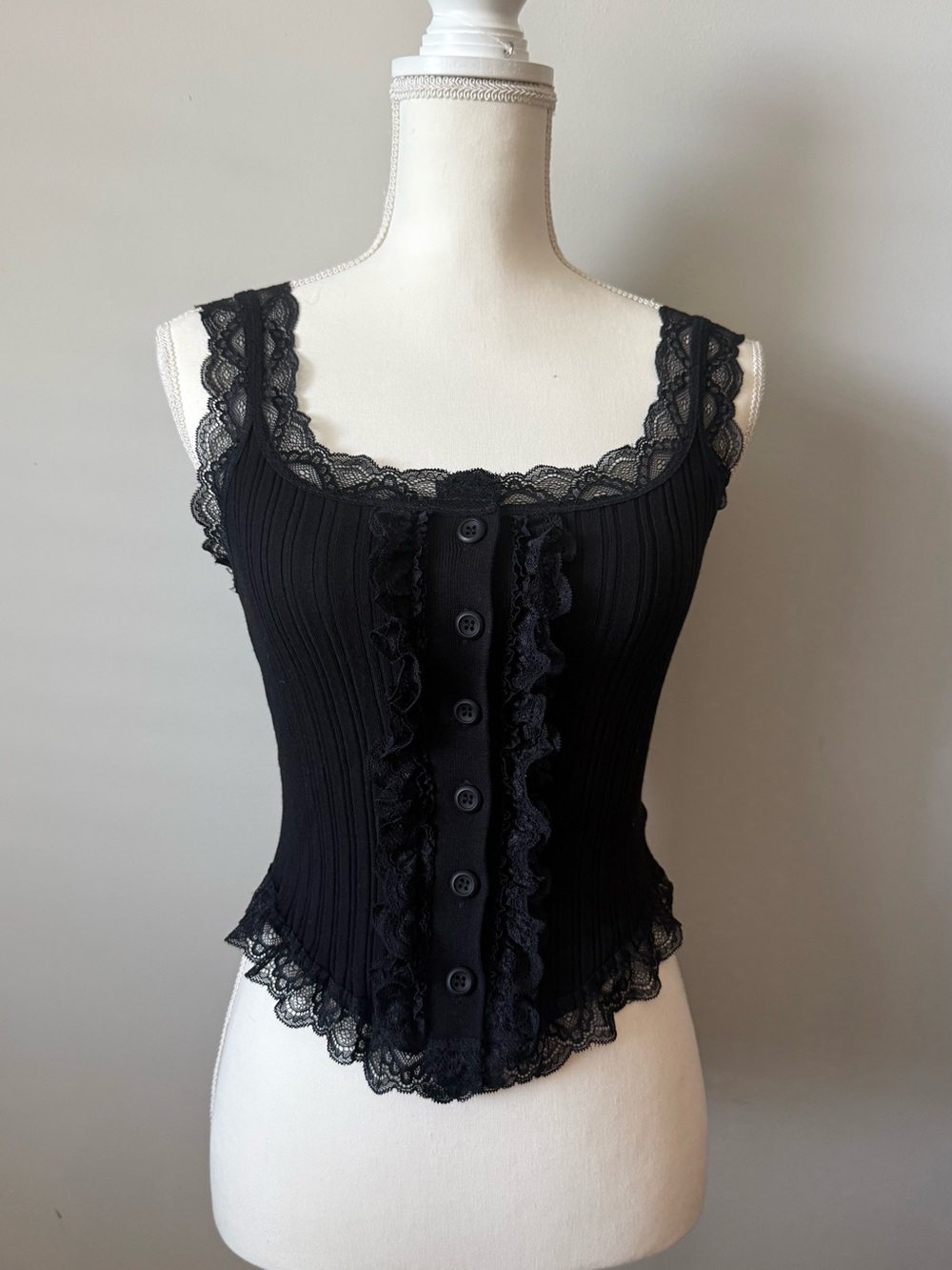 Black Lace-Trim Ribbed Button Front Tank Top